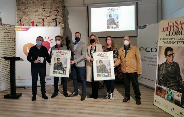 La Casa del Artesano acoge la exposición monográfica 'Vida y obra artística de Damián Teruel', en reconocimiento al trabajo de este polifacético artista lorquino