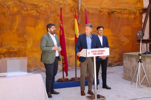 Arranca la construcción de 11 nuevas viviendas de alquiler asequible para jóvenes en Lorca, una actuación con una inversión de más de 2,2 millones de euros