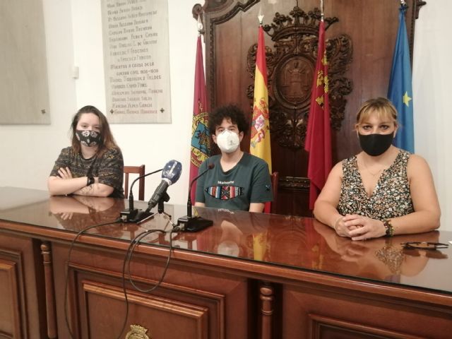 IU-Verdes Lorca e Izquierda Joven piden una reducción del precio de las matrículas de las universidades de la Región