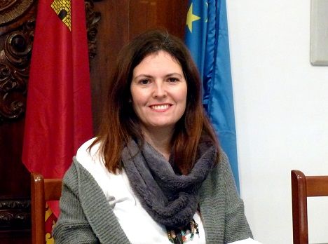 IU-V promueve en el pleno la recuperación de las pagas extras que 'roban' a los mayores en las residencias