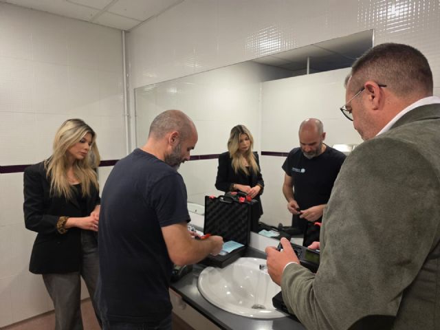 El Ayuntamiento de Lorca refuerza la prevención y control de la legionelosis en instalaciones municipales con la adquisición de dos turbidímetros portátiles