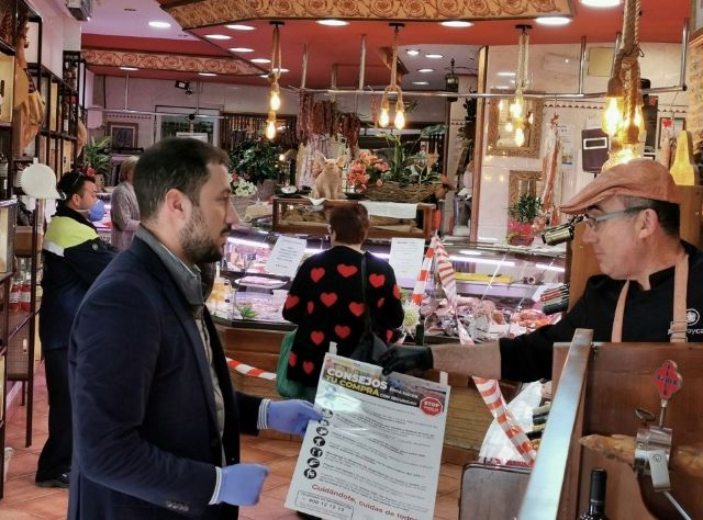 El Ayuntamiento de Lorca divulga una campaña informativa regional para realizar compras en los comercios de forma segura