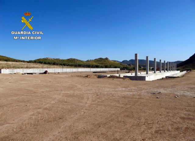 La Guardia Civil denuncia más de 100 infracciones por irregularidades en granjas porcinas en Lorca