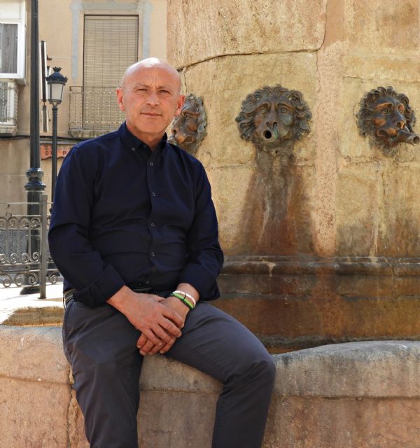 IU pide al Alcalde que se preocupe por los problemas sociales, económicos, sanitarios y urbanísticos que padecen los vecinos del barrio en vez de buscar 'tesoritos'