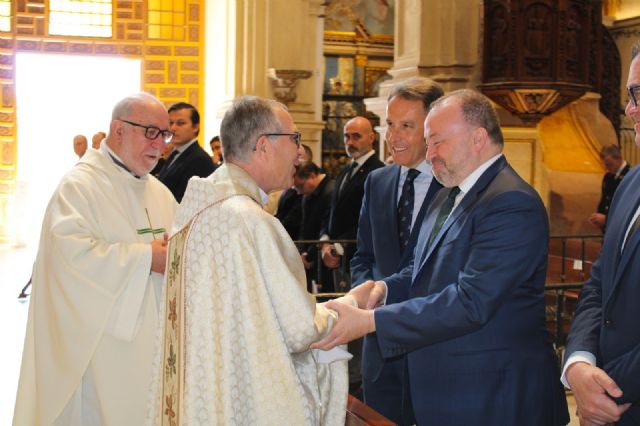 El alcalde destaca que la Policía Local seguirá creciendo hasta alcanzar su mayor cifra de efectivos: 'tenemos mucho trabajo por delante'