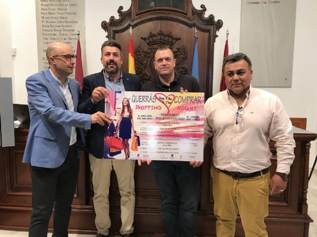Más de 60 establecimientos de las áreas comerciales Lorca Centro-Juan Carlos I y Corredera-Casco Histórico-Lope Gisbert participarán en la Shopping Night