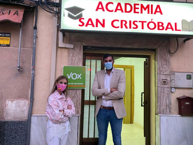 VOX Lorca redoblará los esfuerzos en el barrio de San Cristóbal con un nuevo punto de atención