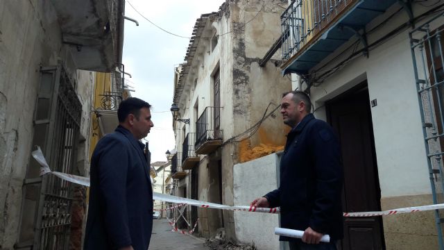 El PP propone que el ayuntamiento realice con urgencia una revisión general del estado de las construcciones del casco histórico y enclaves con riesgo