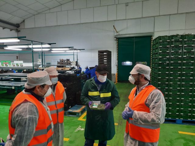 El alcalde de Lorca destaca la enorme labor que está realizando el sector primario durante esta crisis sanitaria