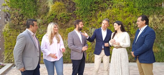 Fulgencio Gil incorpora cinco nuevos miembros en los primeros puestos de la lista de gobierno del Partido Popular para las próximas elecciones municipales