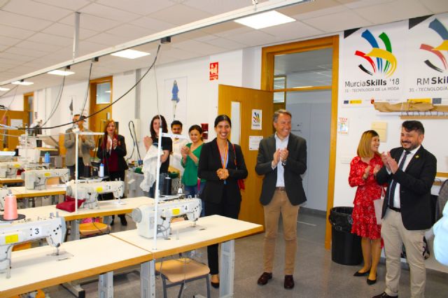 El alcalde destaca la importancia de la Formación Profesional para garantizar la inserción laboral