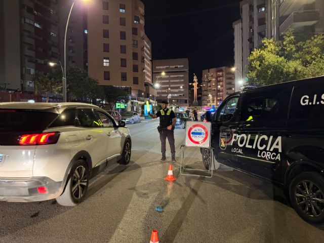 La Policía Local de Lorca despliega un amplio dispositivo especial de seguridad con motivo de la final de la Copa Mundial de la FIFA
