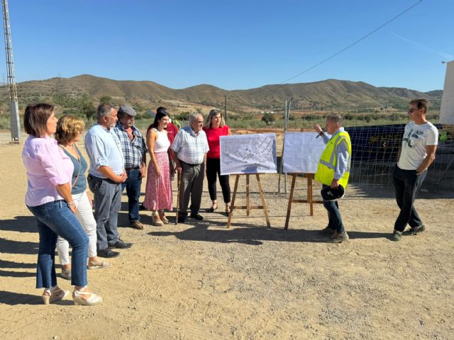 El Gobierno de Lorca celebra la iniciativa de los vecinos de Aguaderas que protagonizan una ampliación del salón vecinal