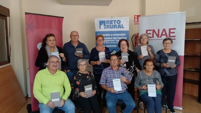 Lorca impulsa la formación digital para personas mayores con el proyecto europeo 'Reto Rural Digital'