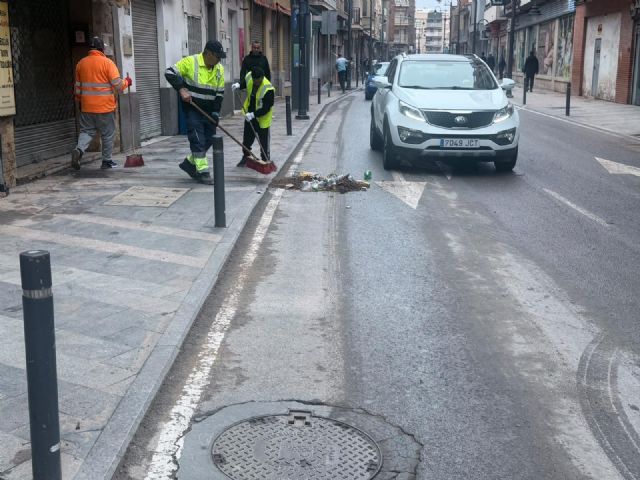 Los servicios municipales continúan trabajando tras las lluvias de este sábado asociadas a la DANA Adam, que ha resultado sin da&ntilde;os personales ni consecuencias de especial gravedad