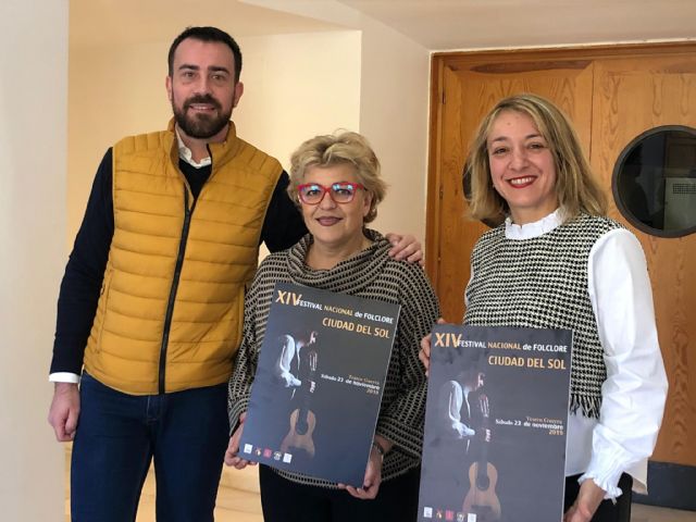 El XIV Festival Nacional de Folklore 'Ciudad del Sol' reunirá este próximo sábado, 23 de noviembre, en Lorca, a grupos de Canarias, Cantabria y al anfitrión, el Virgen de las Huertas