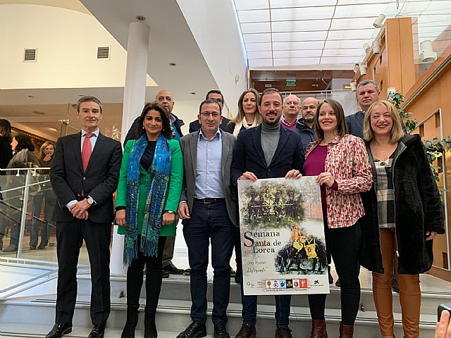 La obra “Pasión de Fuerza y Elegancia”, de la diseñadora gráfica Carmen Muñoz Manchón, será el cartel promocional de la Semana Santa de Lorca 2020