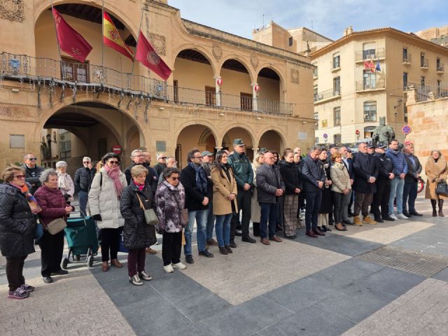 Lorca muestra su solidaridad con las víctimas del accidente ferroviario de Adamuz