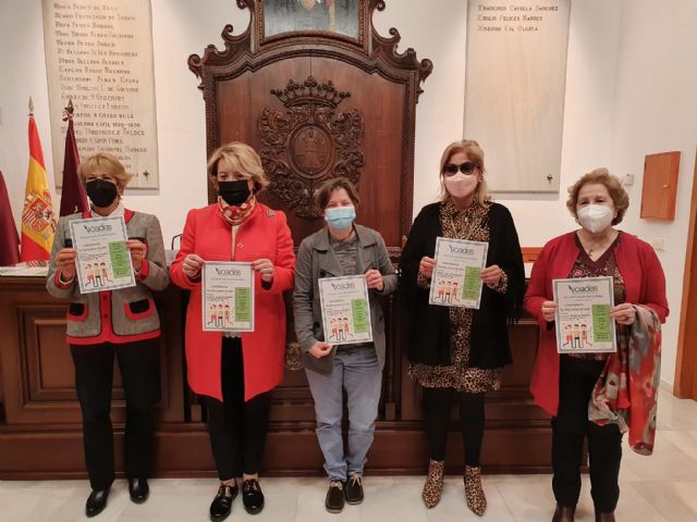 El Ayuntamiento de Lorca colabora con la Asociación Voades en la organización de la conferencia 'Ser feliz a pesar de todo'