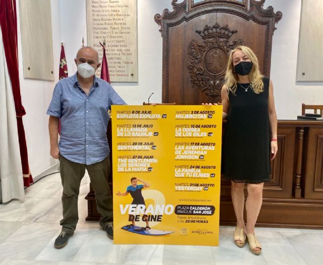 La programación de 'Cine de Verano' de Lorca continúa este martes, 20 de julio, con la comedia española 'Sentimental' en el Parque de San José y la Plaza de Calderón