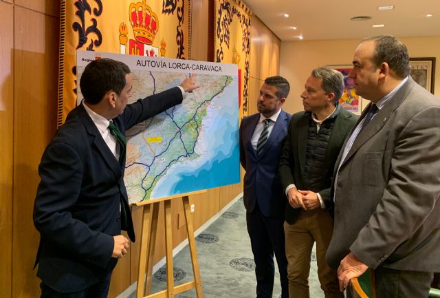 El Gobierno regional impulsa la actualización del estudio de trazado de la autovía Lorca-Caravaca de la Cruz