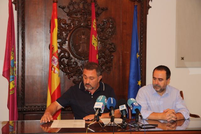 El Ayuntamiento aprueba una bajada del recibo del agua a todos los lorquinos una media del 5,23%