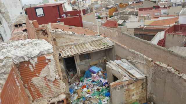 IU denuncia que el Calvario Viejo se ha convertido en un estercolero