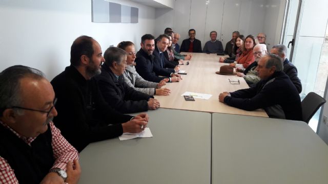 El Alcalde solicita a RTVE la retransmisión de la procesión del próximo Viernes Santo