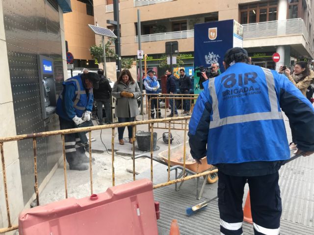 La Brigada de Intervención Rápida creada por el Ayuntamiento ha realizado desde su puesta en marcha en junio más de 210 reparaciones en todo el municipio