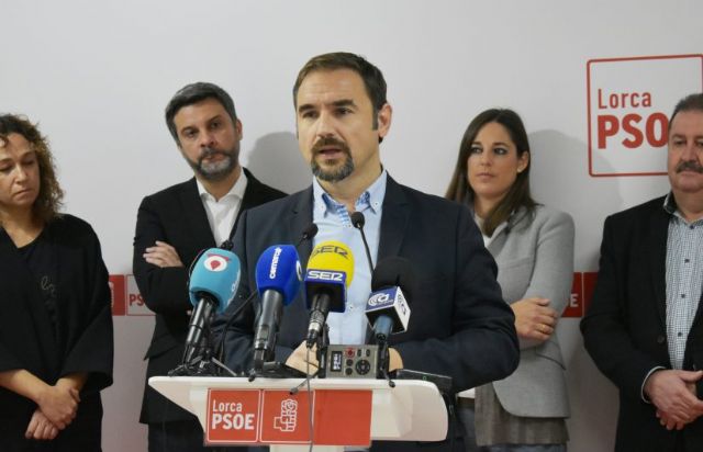 Diego José Mateos: 'Los vecinos de Villaespesa tienen el compromiso de que el Gobierno actual va a solucionar todos los obstáculos del proyecto AVE que dejó hecho Rajoy y de los que nunca se oyó quejarse a Gil Jódar'