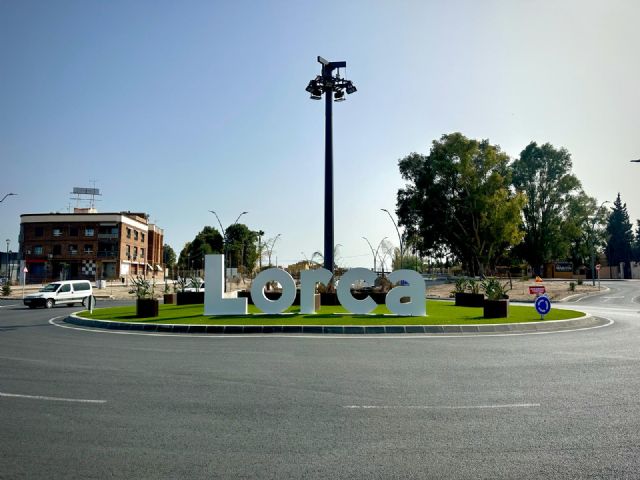 El corpóreo identificativo de Lorca ya cuenta con una nueva ubicación