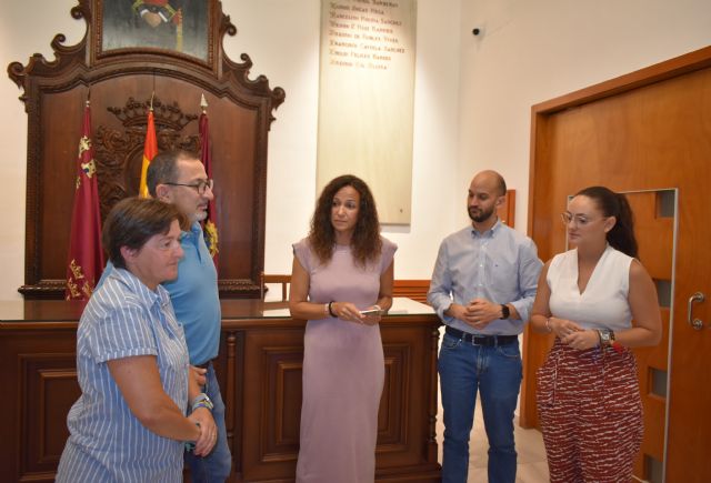 'Lorca no puede tener un gobierno arrodillado al radicalismo de la extrema derecha'