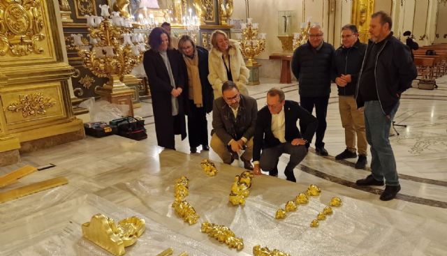 La concejalía de Desarrollo Local de Lorca realiza trabajos de restauración, conservación y puesta en valor del cascarón de la bóveda del retablo mayor de la capilla del Rosario