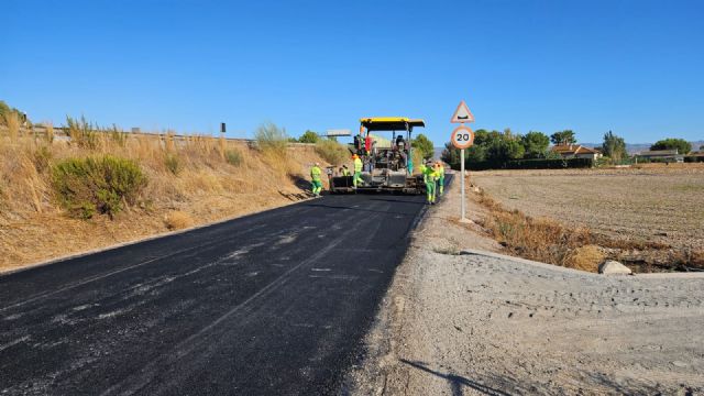 Infraestructuras concluye la renovación del firme en los caminos de servicio de la RM-11 en Lorca