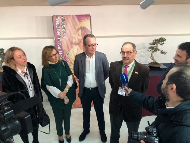 Se inaugura “Getsemaní”: exposición de bonsái de olivos con motivo del Centenario del Paño de las Flores