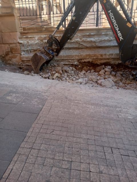 La Comisión para investigar la demolición de las escaleras de San Patricio pone de manifiesto que se produjeron irregularidades durante el proceso de tramitación y en su derribo