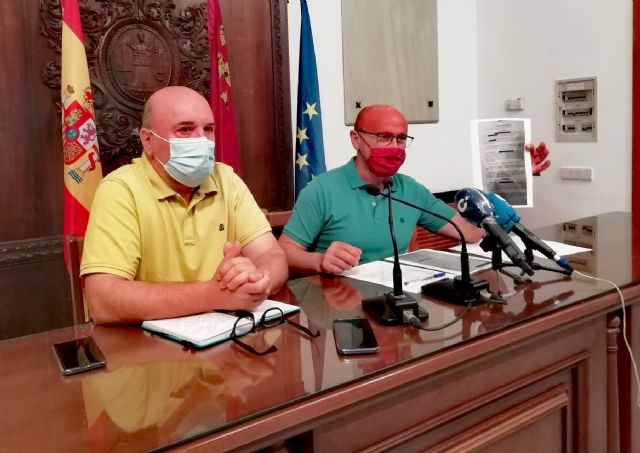 La familia agredida en el barrio junto al Portavoz de IU vive legalmente en España