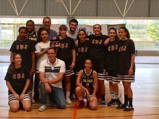 14 equipos de toda la Región disfrutan del III Torneo Ciudad de Lorca de Baloncesto