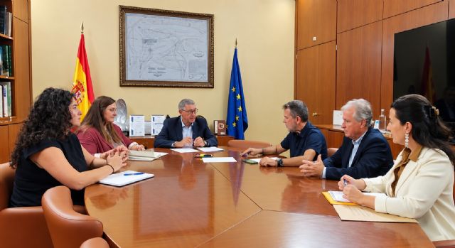 La CHS mantiene una reunión de trabajo con la Comunidad de Regantes de Lorca