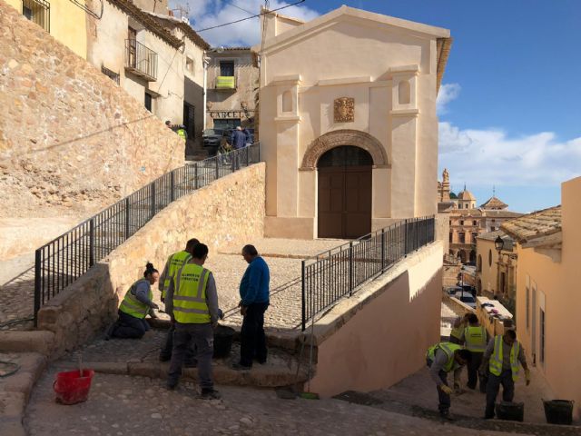 Alumnos del Programa Mixto de Empleo y Formación 'CASCO HISTORICO II' realizan mejoras en las inmediaciones del Pósito de Panaderos