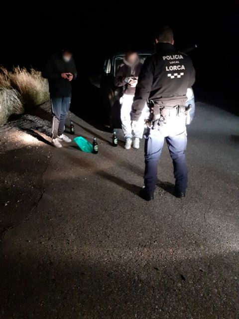 La Policía Local interpuso la semana pasada 210 denuncias por incumplir las medidas sanitarias y detuvo a dos personas por delitos contra la Ley de Extranjería y la seguridad vial