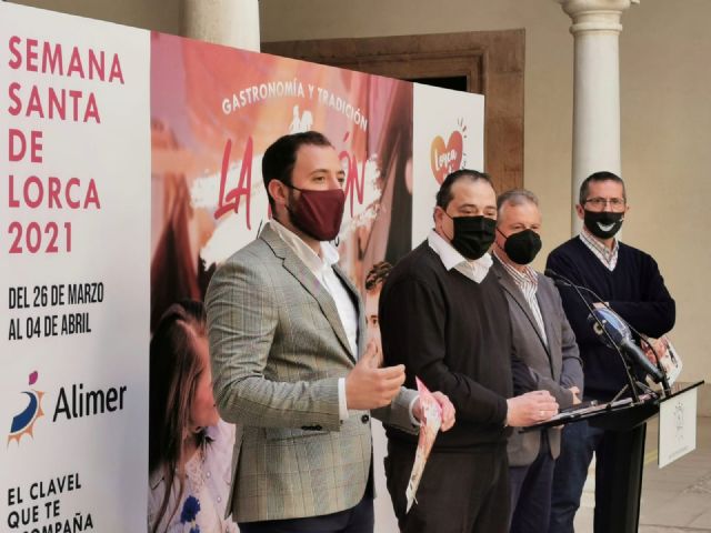 La concejalía de Economía presenta junto a Hostelor y Alimer una nueva iniciativa que pondrá color a la Semana Santa aunando pasión y gastronomía