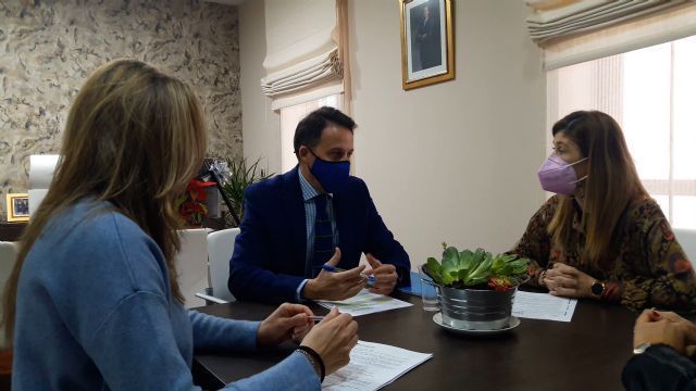 El nuevo hachazo fiscal que prepara el PSOE obligará a los lorquinos a pagar 28 millones de euros más en impuestos cuando más están sufriendo la crisis