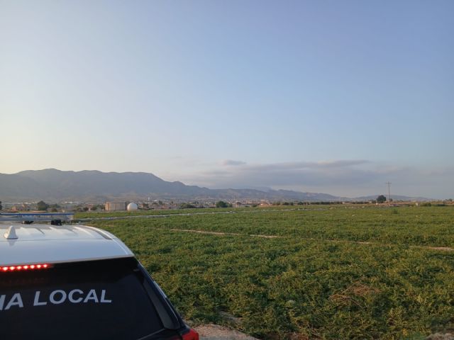 La Policía Local despliega más de un centenar de controles, practica siete detenciones e incrementa la vigilancia en las zonas agrícolas de Lorca durante la última semana