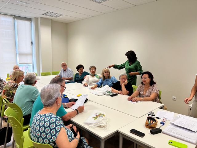 Cerca de medio millar de mayores del municipio se benefician de los talleres de memoria organizados por la Concejalía del Mayor