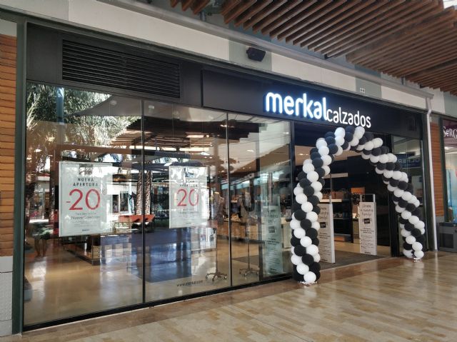 TGB, Merkal Calzados y Olimpia L.J.W.W.J. llegan a Parque Almenara