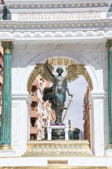 El Paso Blanco estrenará en 2026 una monumental carroza de Constantino que simboliza el triunfo del cristianismo