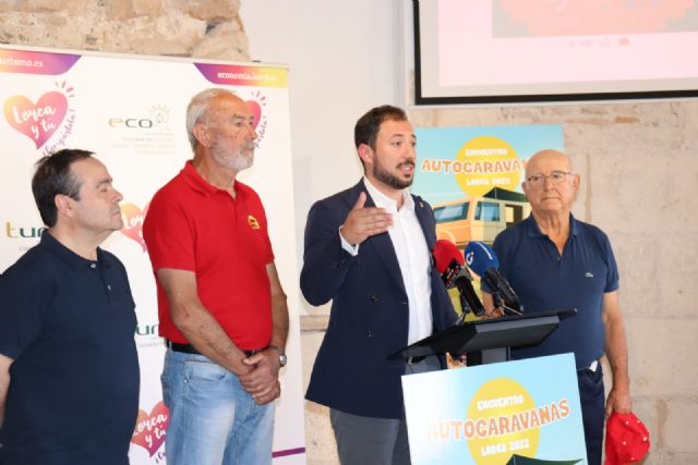 Más de setenta autocaravanas se dan cita en una 'Kedada' en la pedanía de Coy