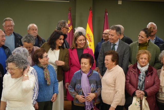 El programa regional ´Cercanos´ atenderá a más de 6.000 mayores de las pedanías de Lorca