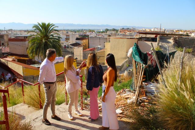El Gobierno de Lorca creará nuevos espacios verdes en el Barrio de San Cristóbal con la expropiación de cuatro parcelas degradadas